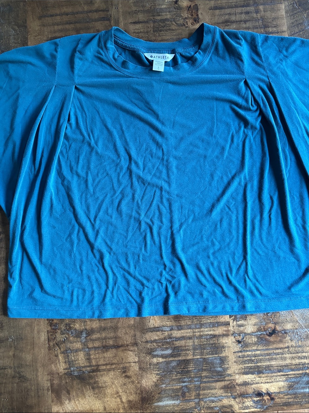 Athleta soft Teal Crewneck crop Top